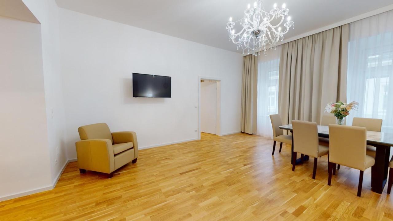 Alon Homes Vienna - Premium City Center Apartments Exterior photo