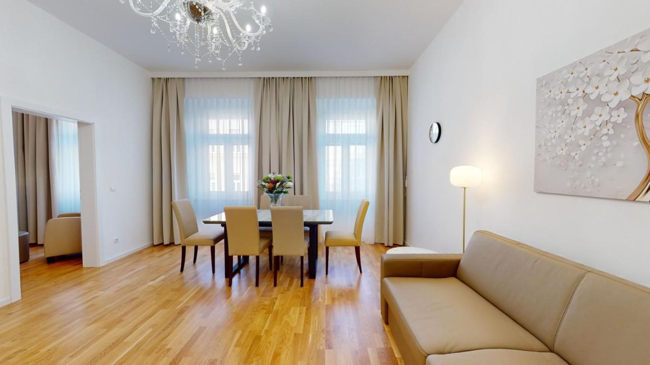 Alon Homes Vienna - Premium City Center Apartments Exterior photo