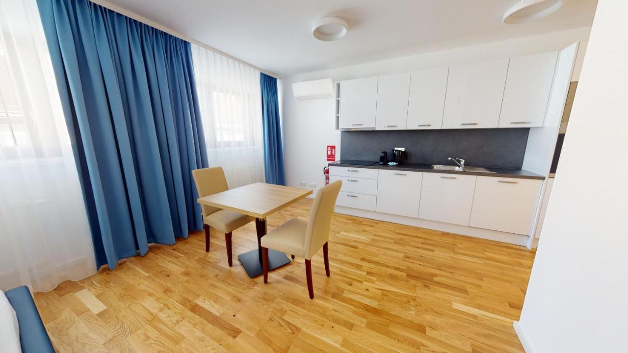 Alon Homes Vienna - Premium City Center Apartments Exterior photo